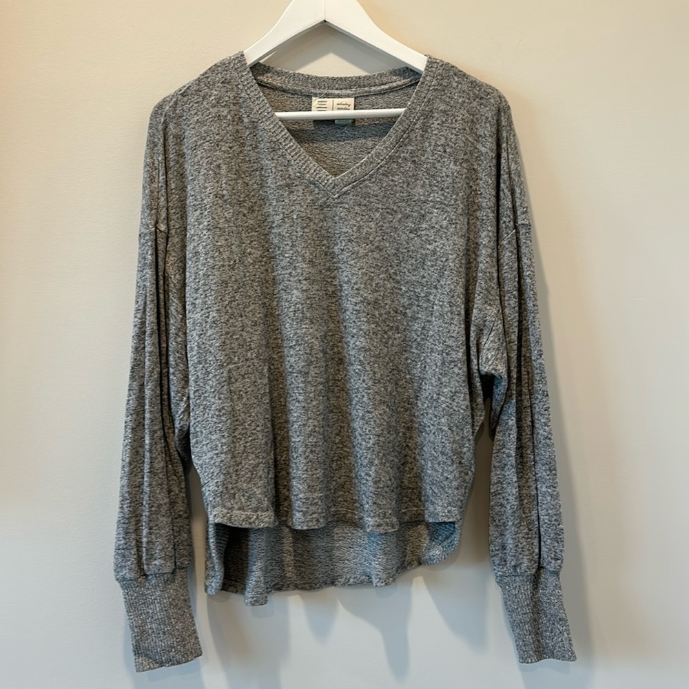 Anthropologie Saturday Sunday Gray V Neck Comfy Long Sleeve Sweater Size Small
